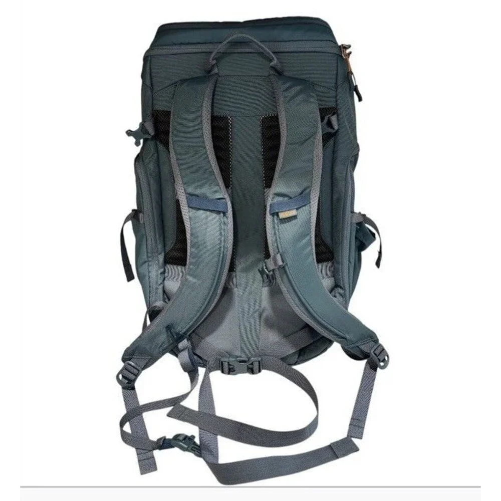 REI Ruckpack 28L Multi Pockets Black Backpack EUC Clean w/ rain cover